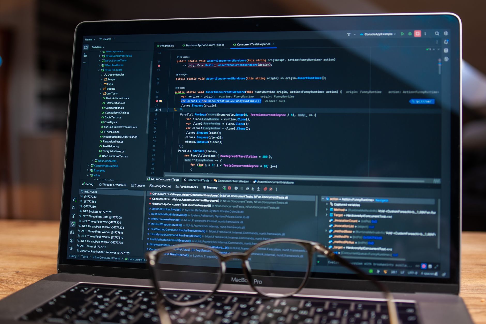 VR házilag: Így építs alacsony késleltetésű, egyedi mozgáskövető rendszert filléres inerciális szenzorokból és Python-alapú jelfeldolgozásból